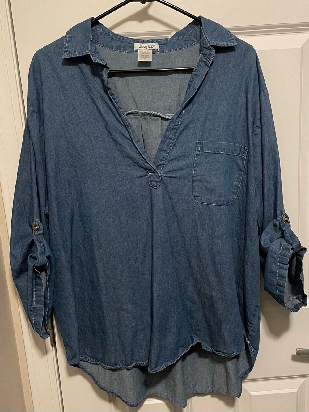 Dizzylissy Chambray Tunic Shirt 1X Blue Denim Cotton V-Neck Roll Tab Sleeve Plus